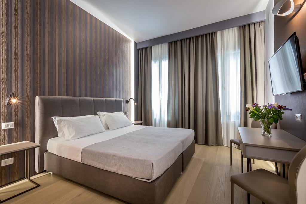 Blu Notte Guest House Florence Exterior photo